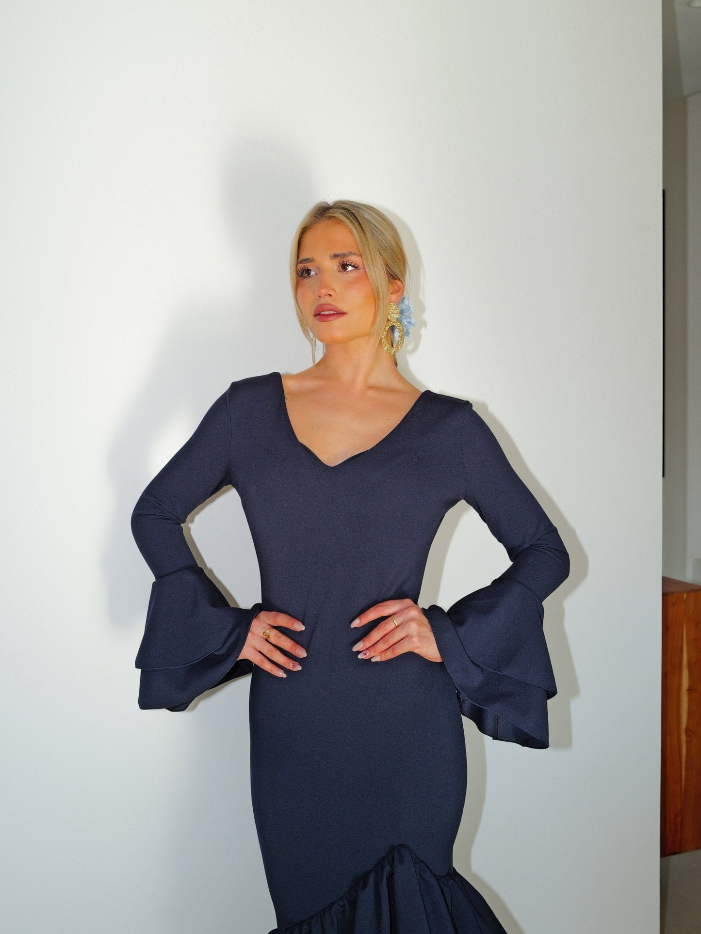 Traje flamenca asimetrico volantes marino