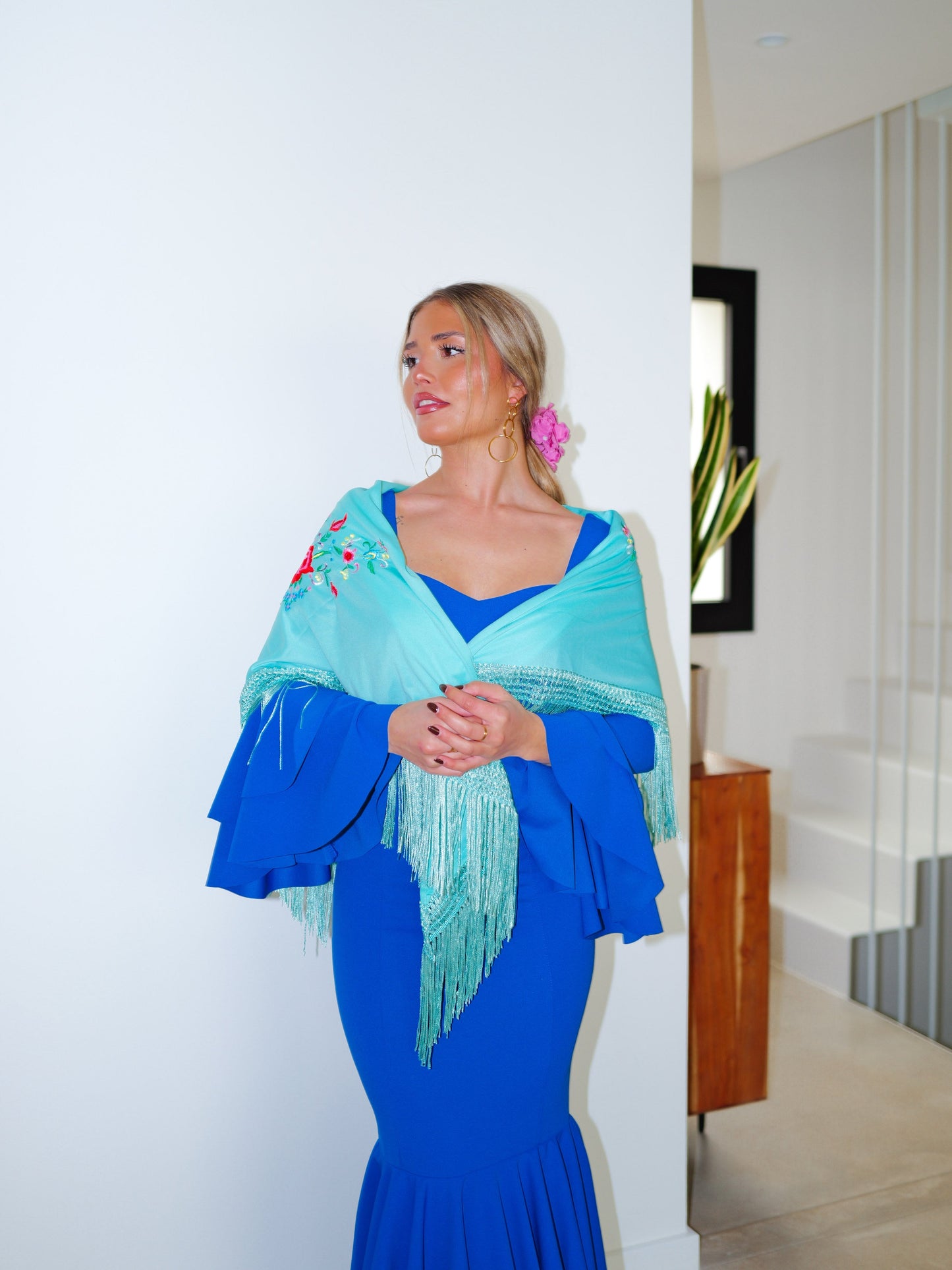 Mantón flamenca bordado flores turquesa