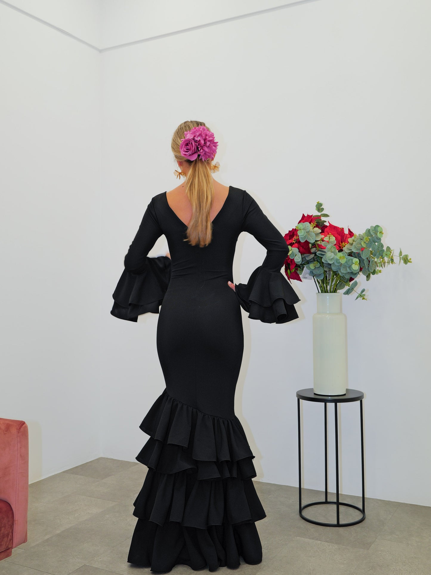 Traje flamenca asimetrico volantes negro
