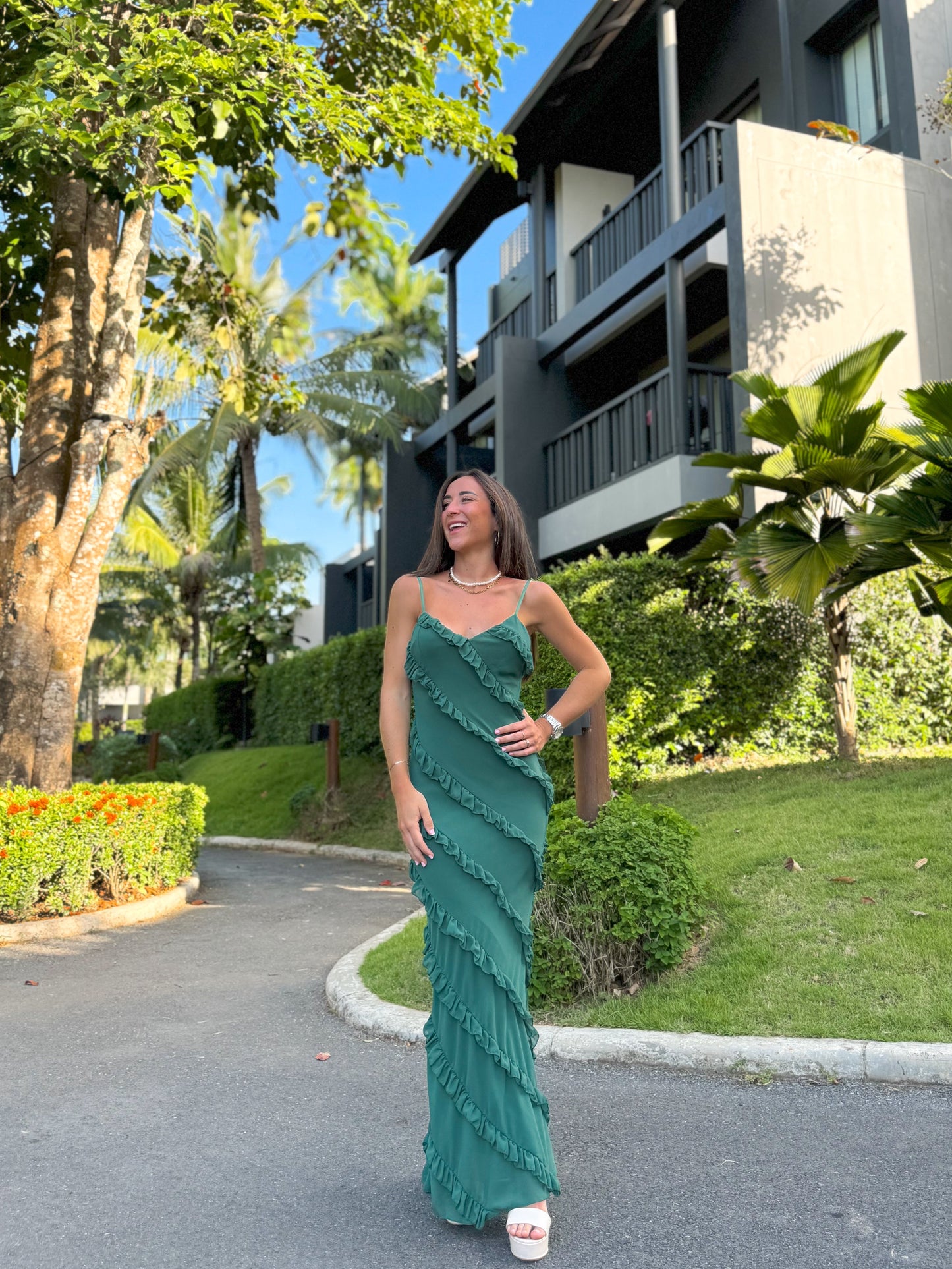 Vestido volantes crepe chocolate