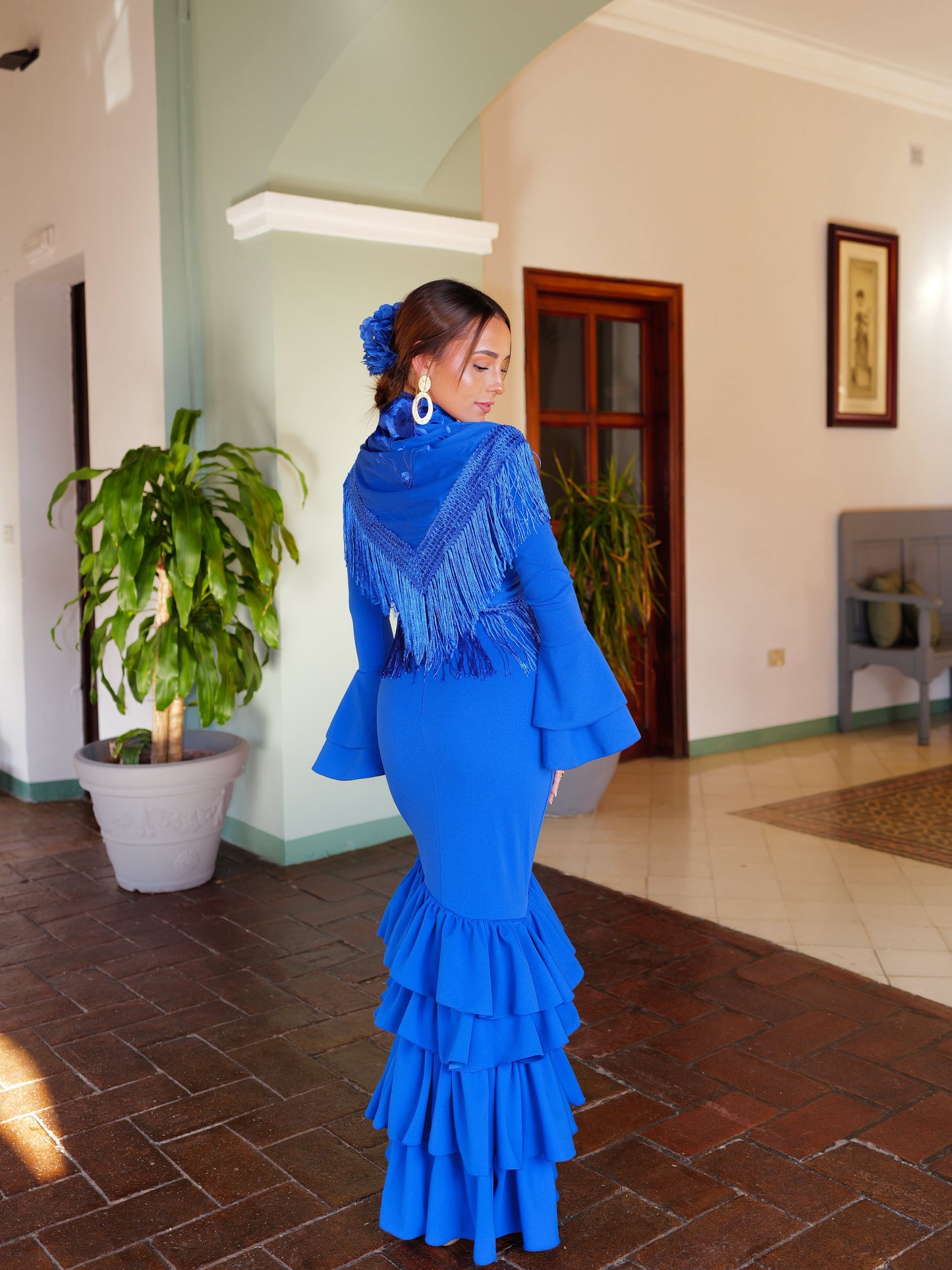 Traje flamenca asimetrico volantes klein