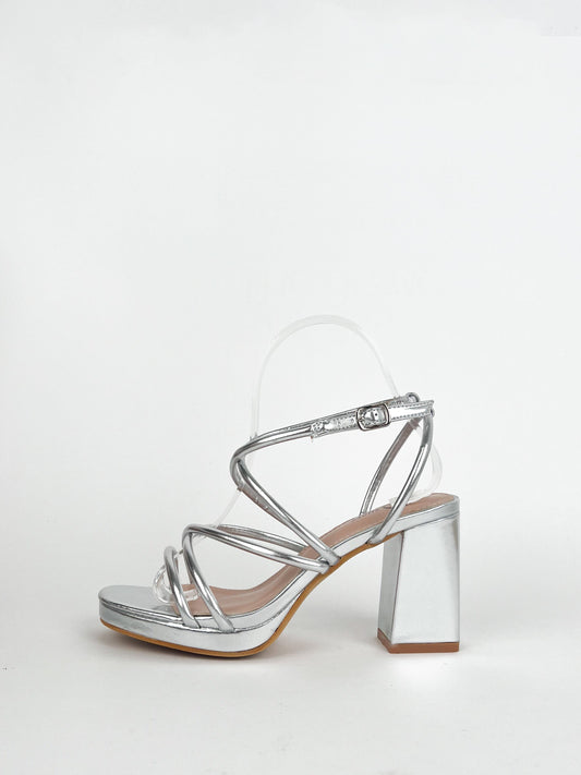 Sandalia plataforma entrelazado plateada