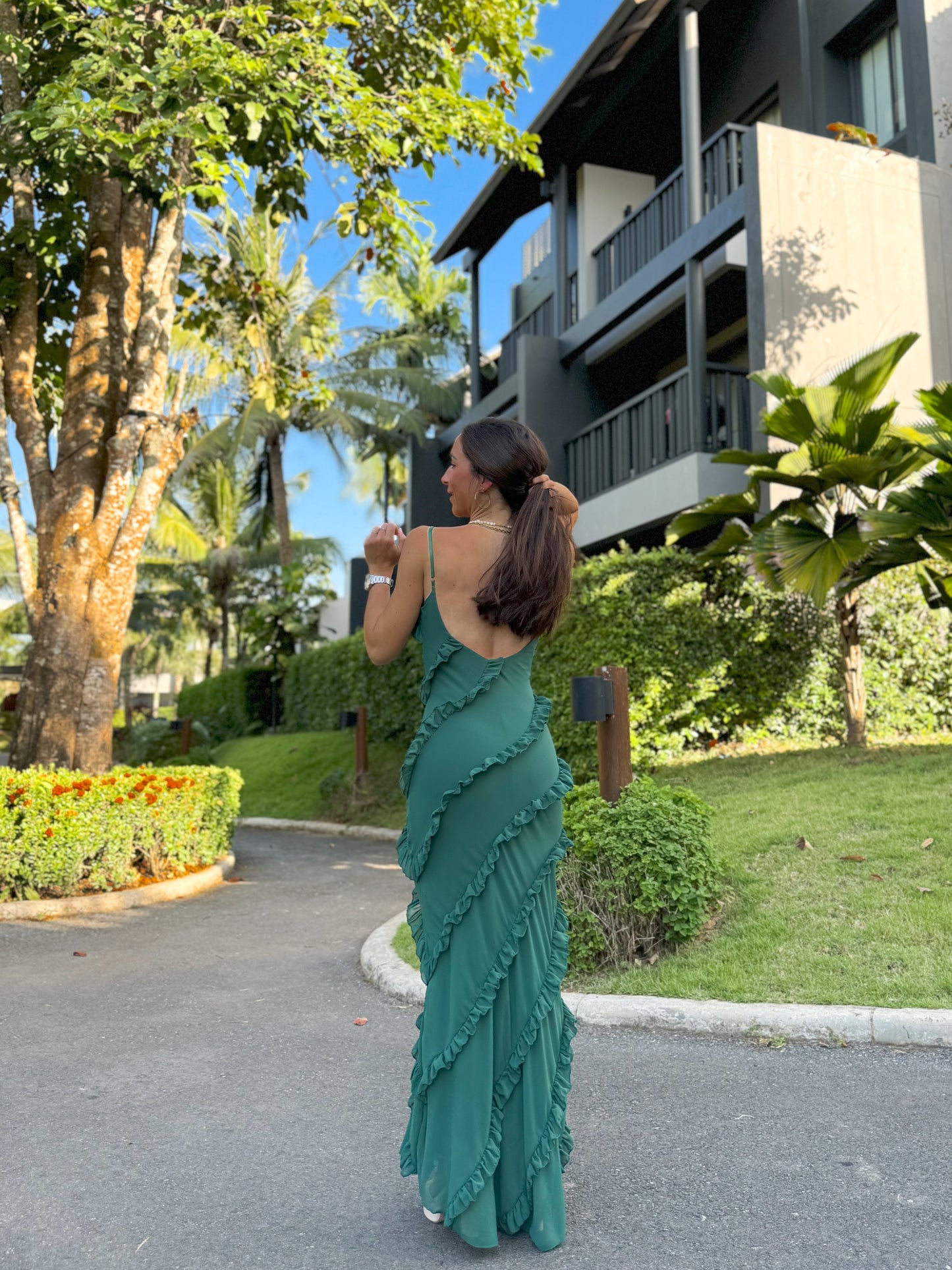 Vestido volantes crepe chocolate