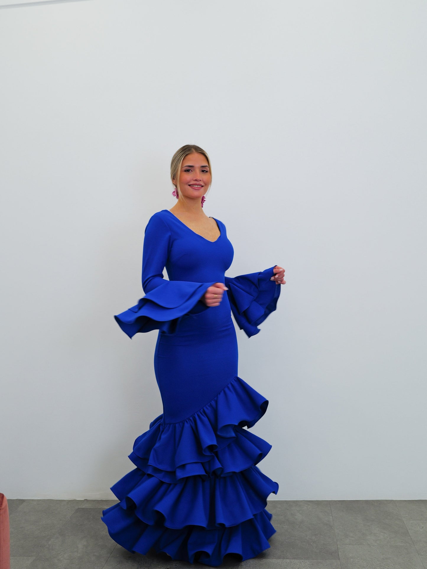 Traje flamenca asimetrico volantes klein