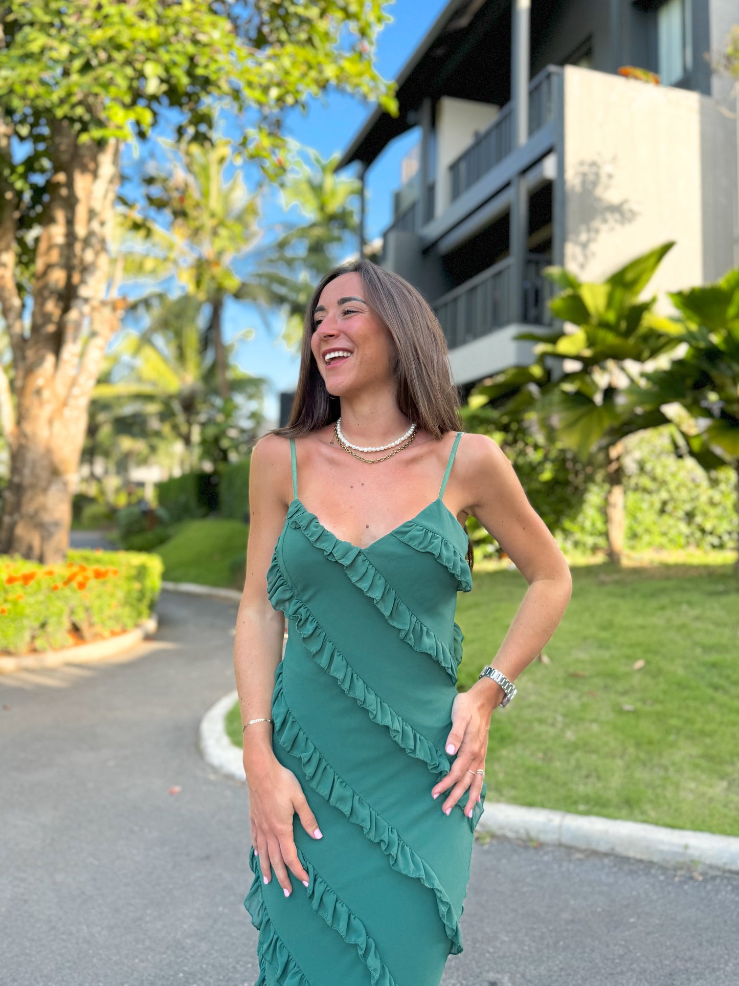 Vestido volantes crepe chocolate