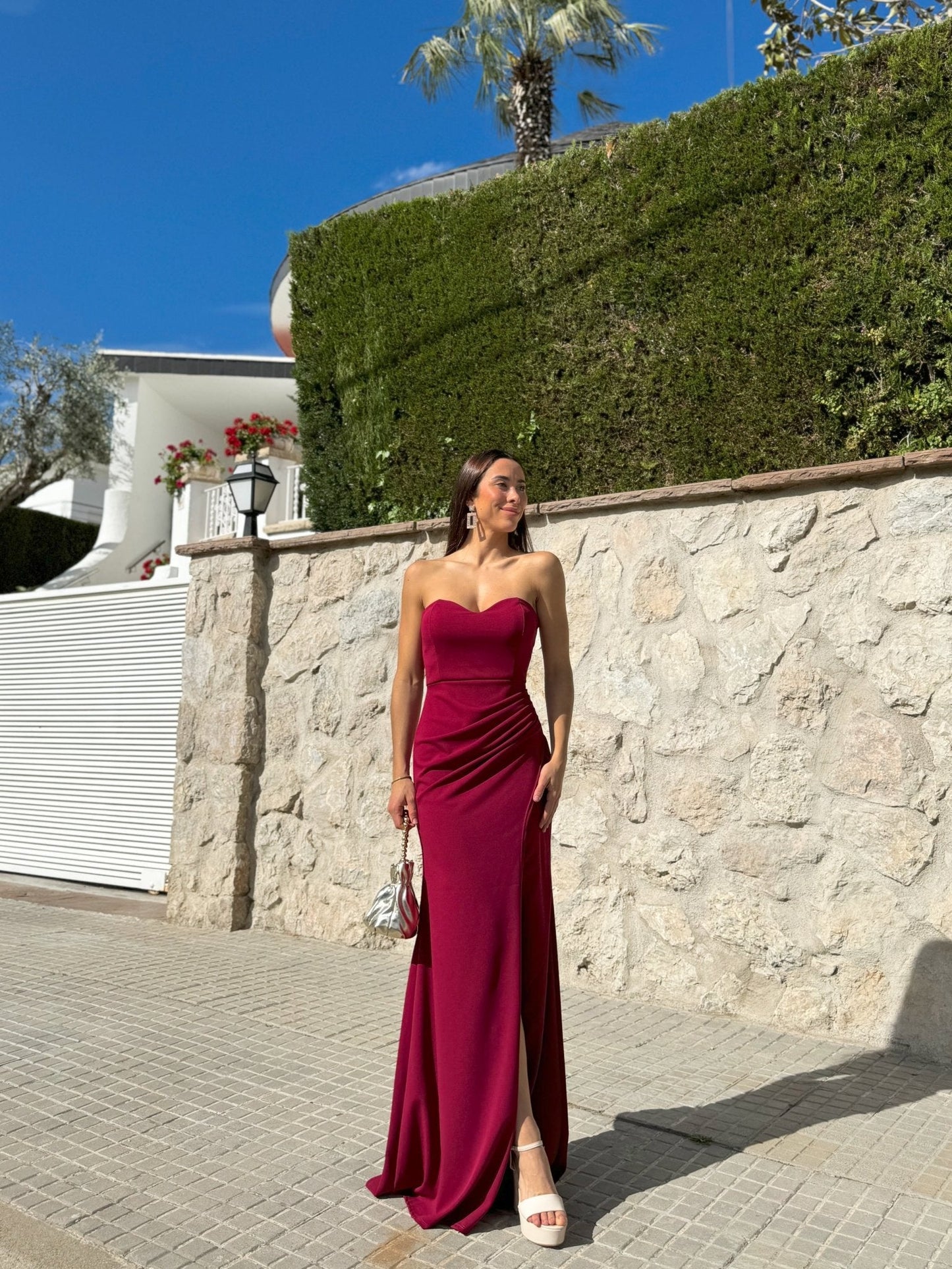 Vestido corazon ajustado burdeos