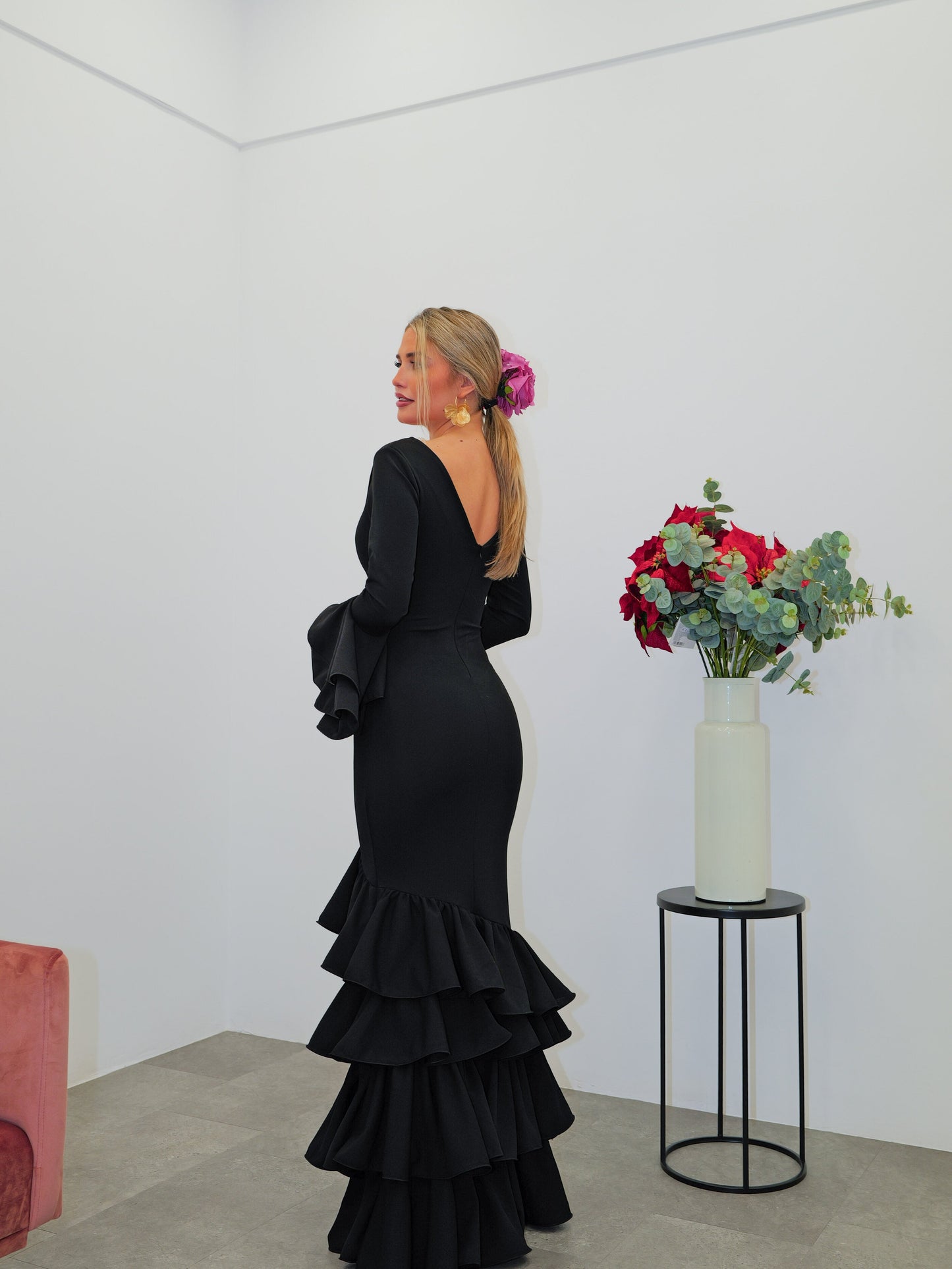 Traje flamenca asimetrico volantes negro