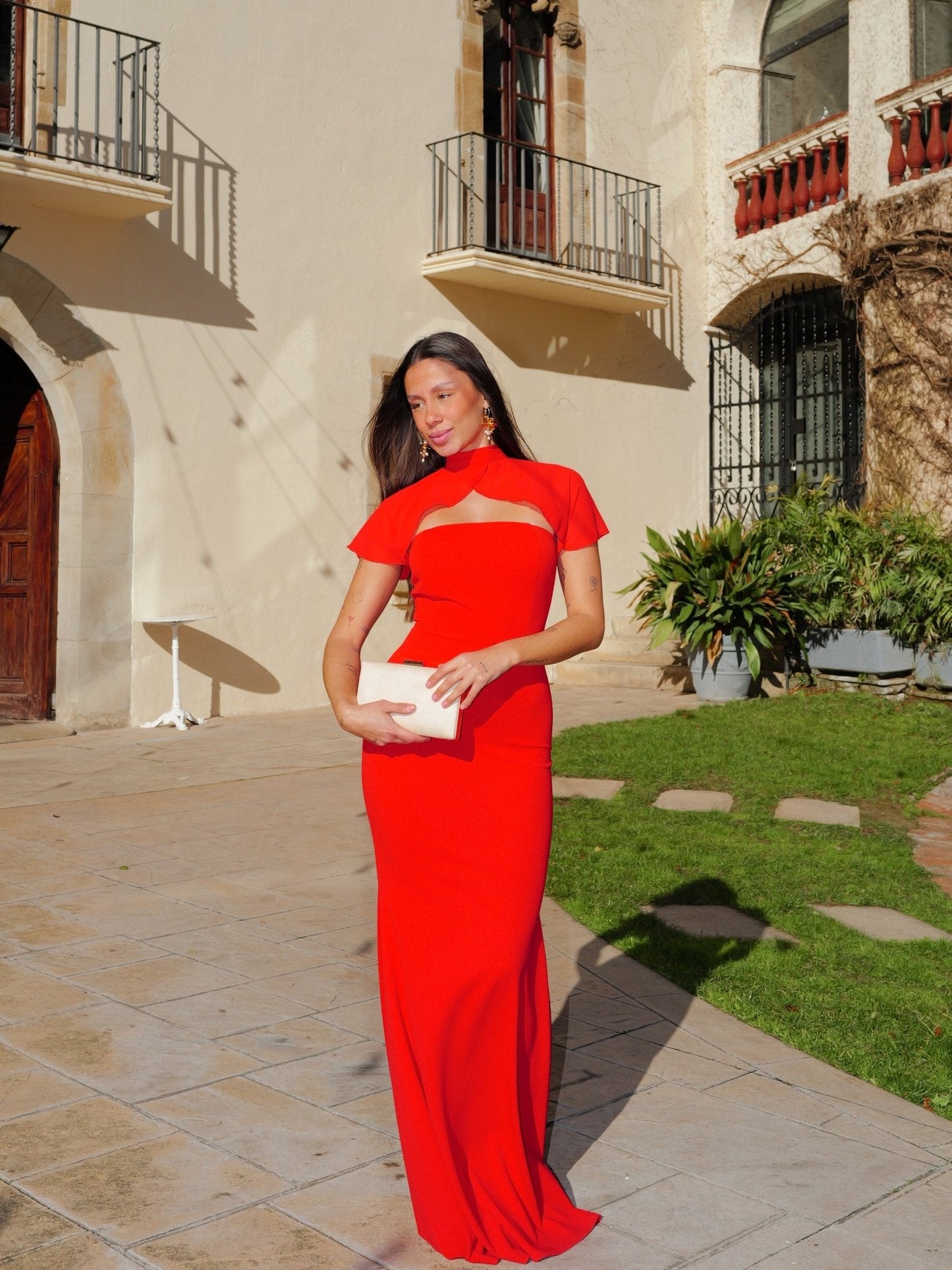 Vestido sirena manga tulle rojo