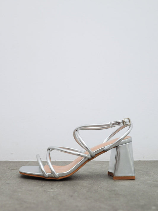 Sandalia baja entrelazado plata