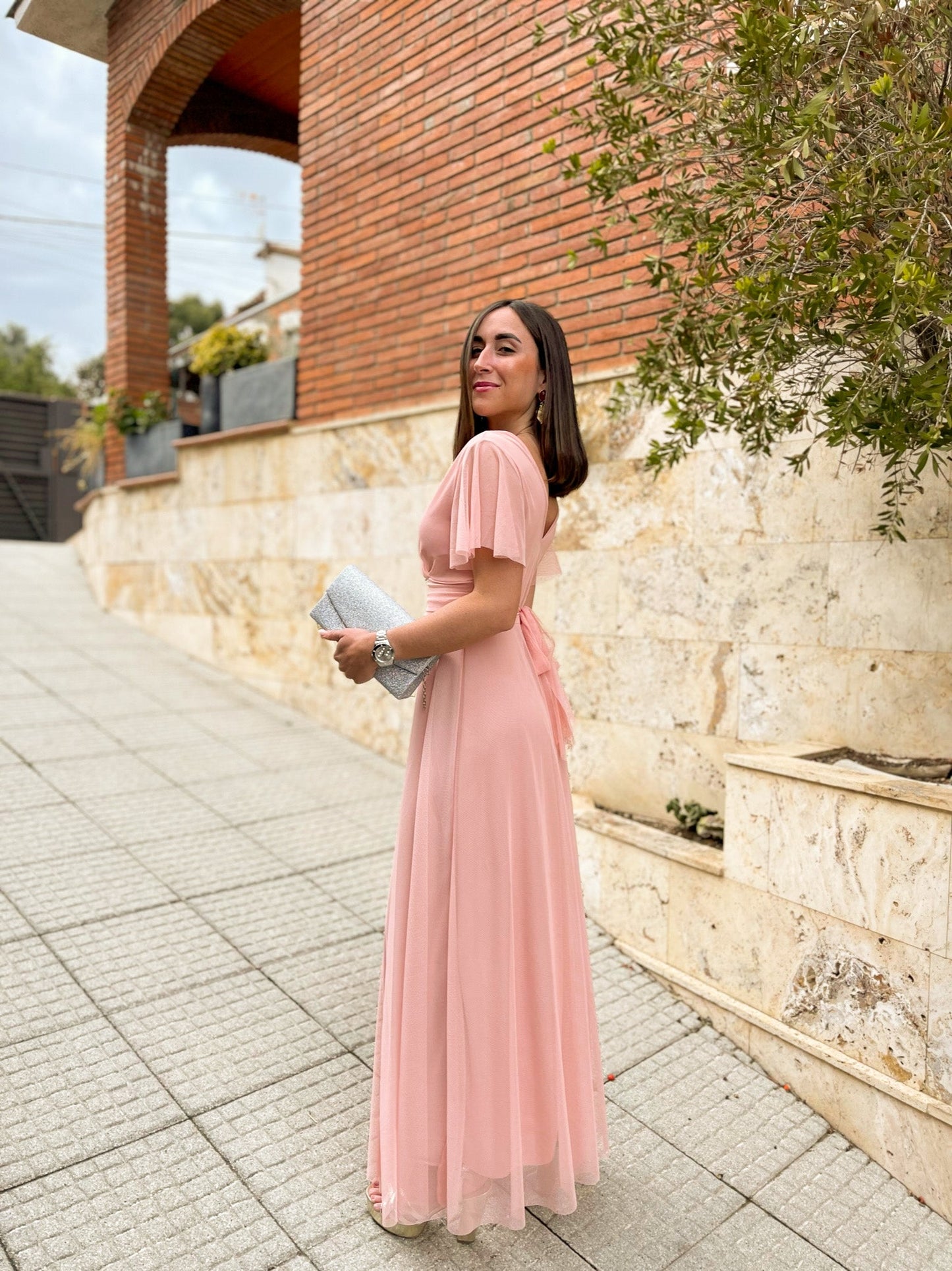Vestido tulle manga rosa