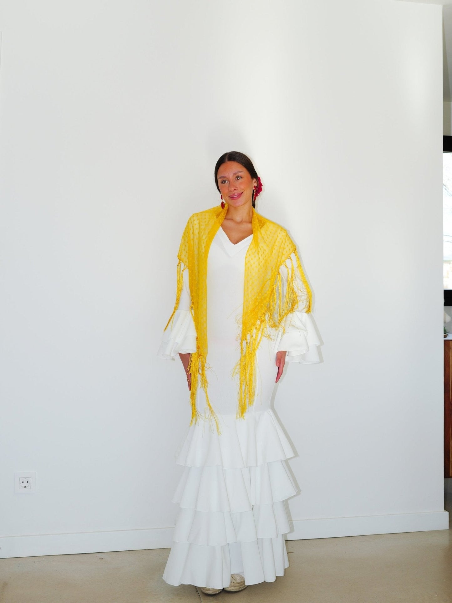 Mantón flamenca topos amarillo