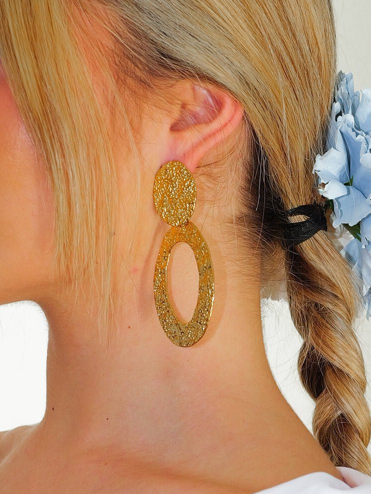 Pendientes óvalos picados dorados
