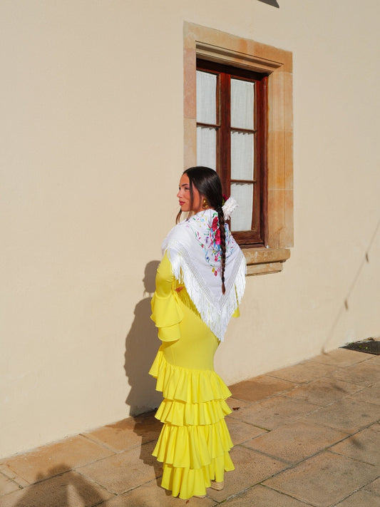 Traje flamenca asimetrico volantes amarillo