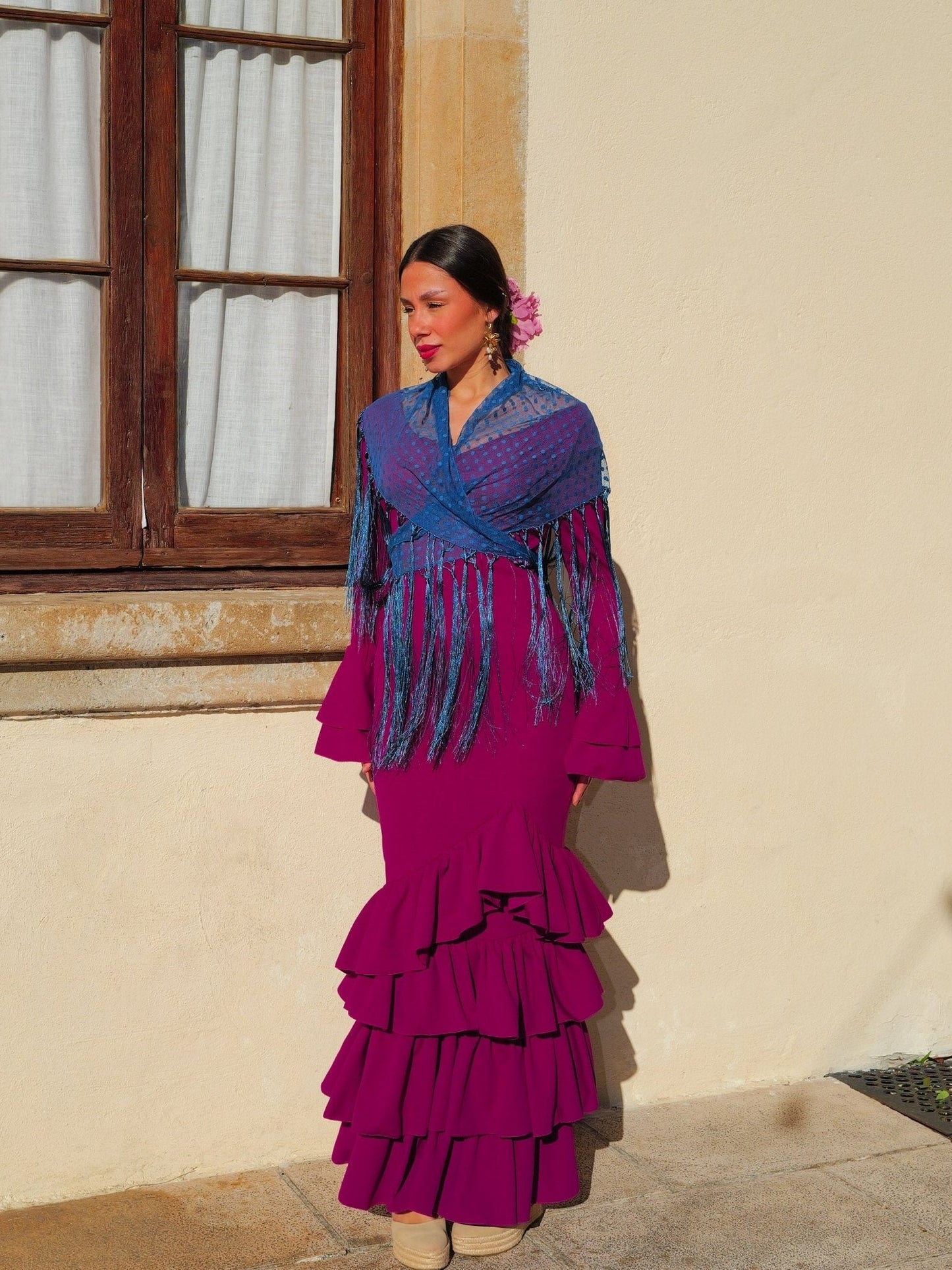 Traje flamenca asimetrico volantes cereza