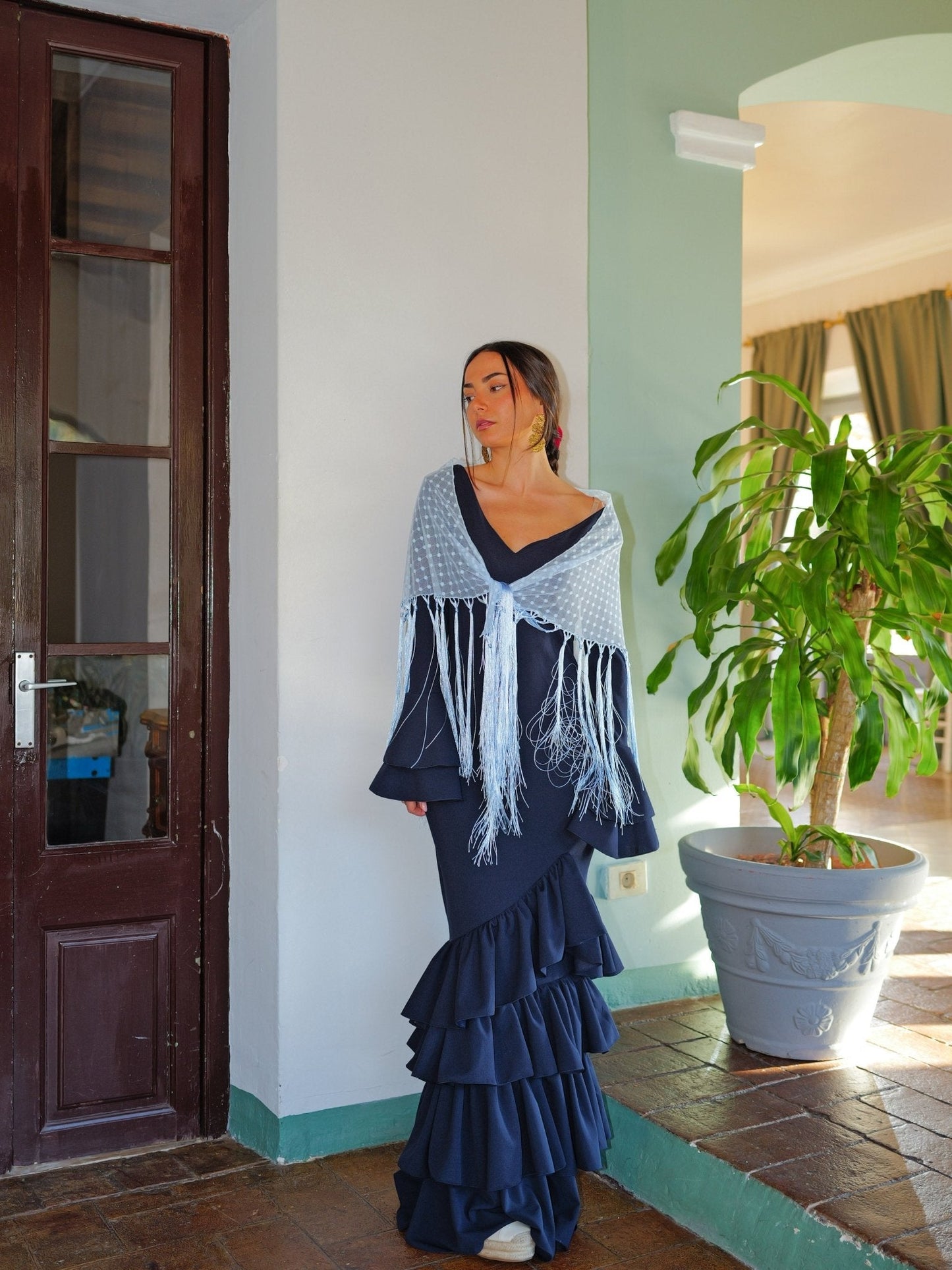 Traje flamenca asimetrico volantes marino