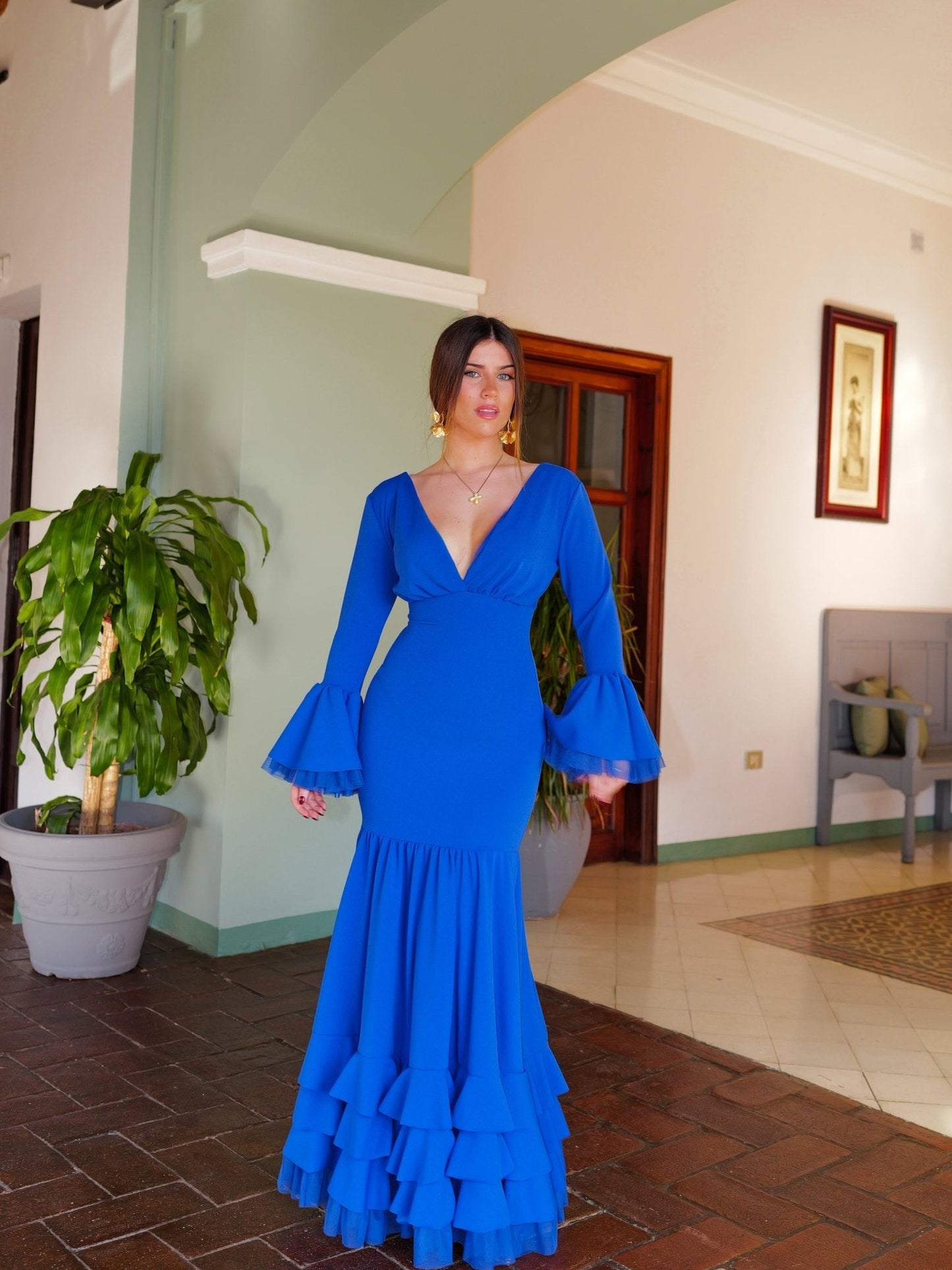 Traje flamenca escote pico azul